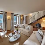 Mandarin Oriental, Di
