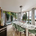 Mandarin Oriental, Di Hotel