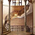 Mandarin Oriental, Di