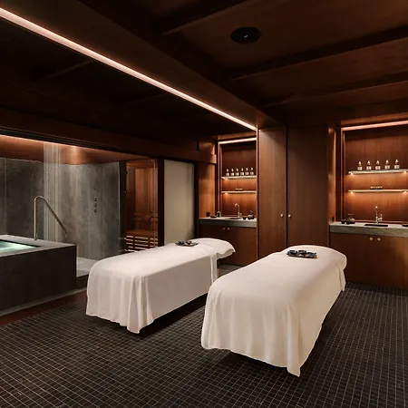 Mandarin Oriental, Di Hotell 5*