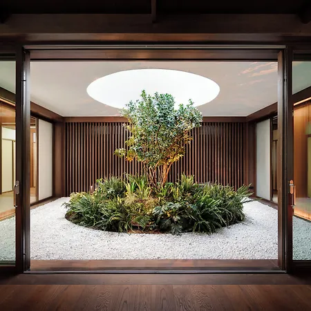 Mandarin Oriental, Di Hotell 5*