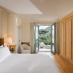 Hotel Mandarin Oriental, Di